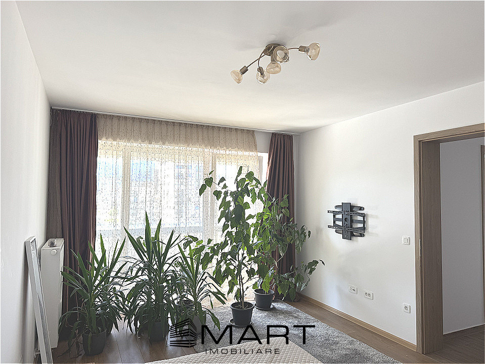 Apartament 2 camere, decomandat, zona Coresi Kasper