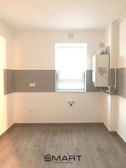 Apartament 2 camere, decomandat, zona Coresi Kasper