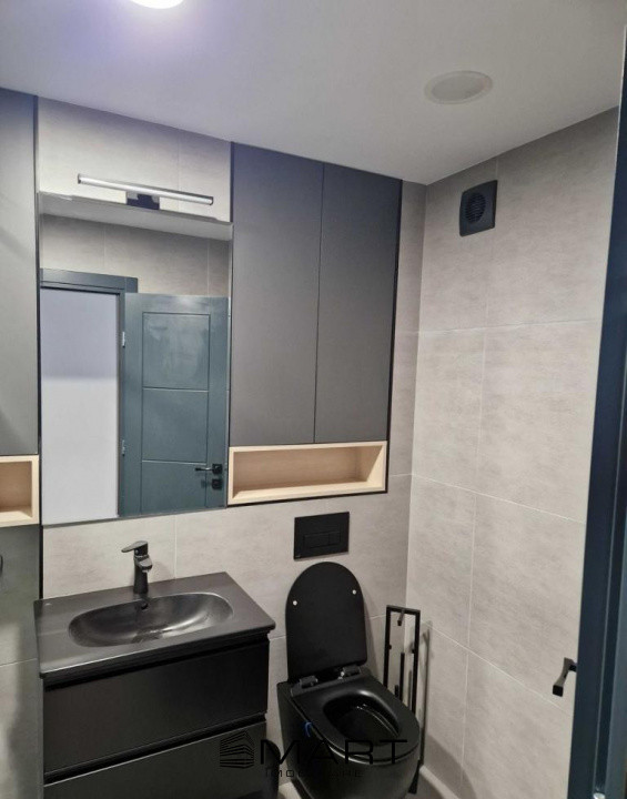 Apartament cu 3 camere in Cartierul Turnisor