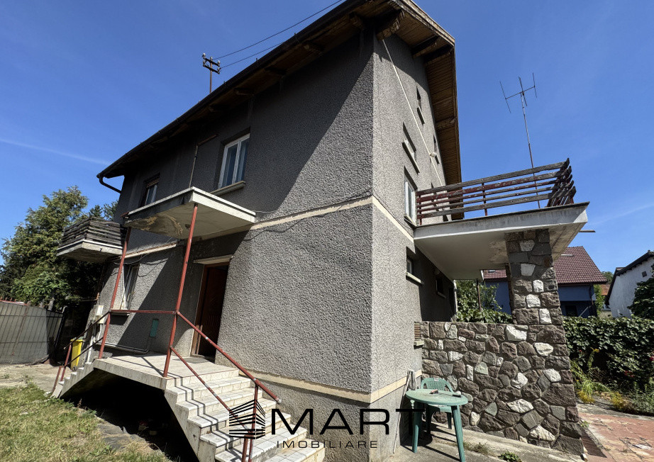 Casa  5 Camere 160 mp, zona  Aurel Vlaicu 