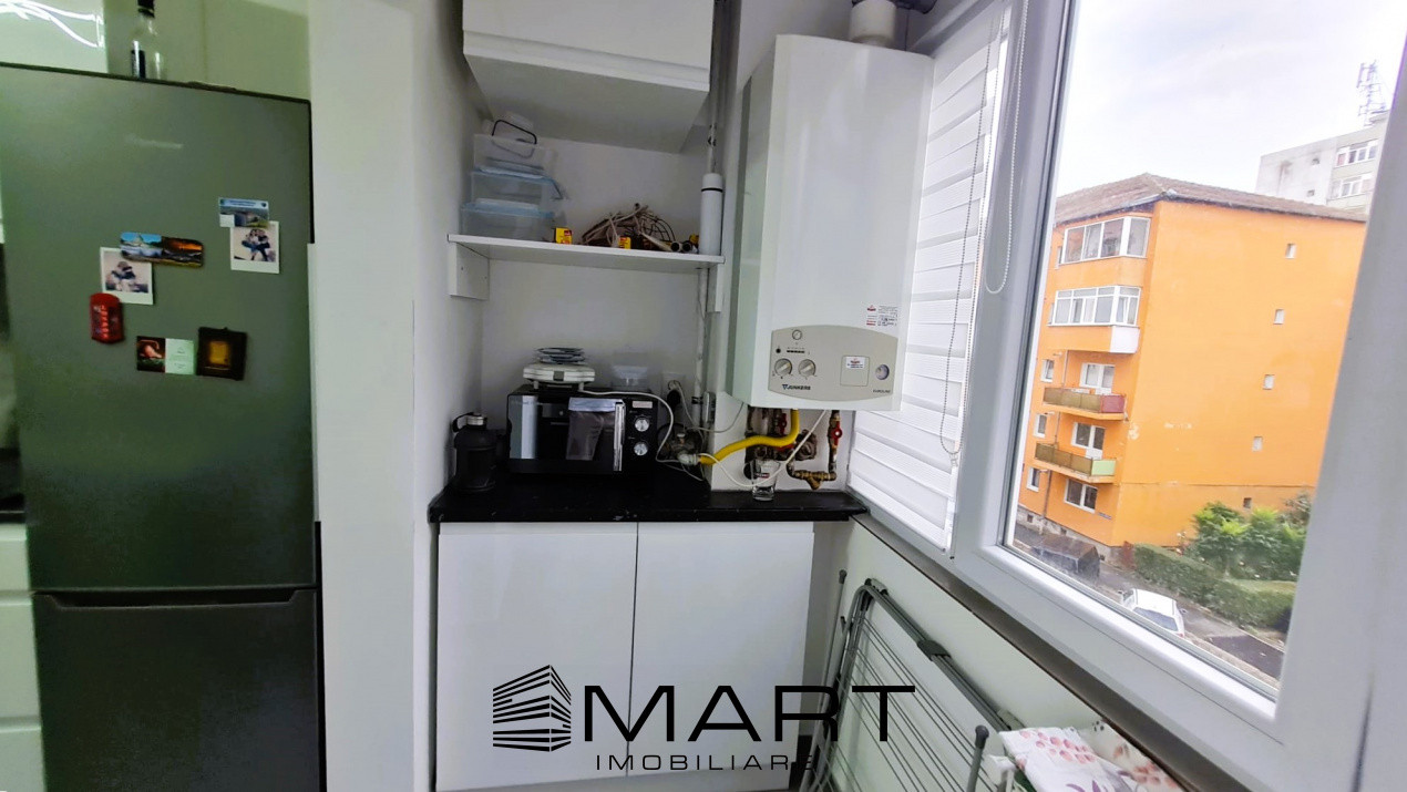 Apartament decomandat cu 2 camere in Vasile Aaron
