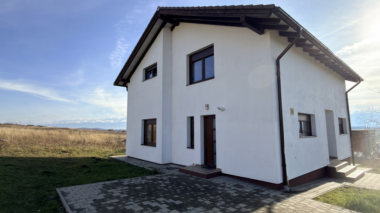 Casa 5 camere + teren 372mp cartier Bavaria