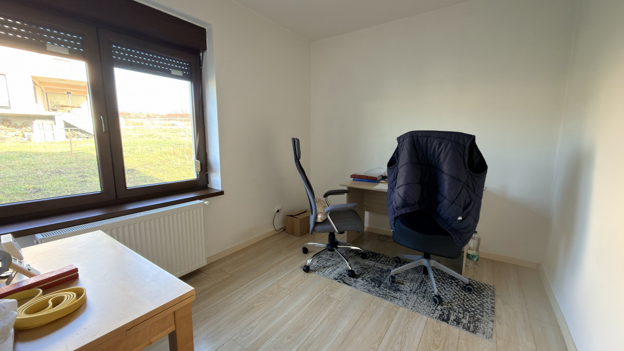 Casa 5 camere + teren 372mp cartier Bavaria