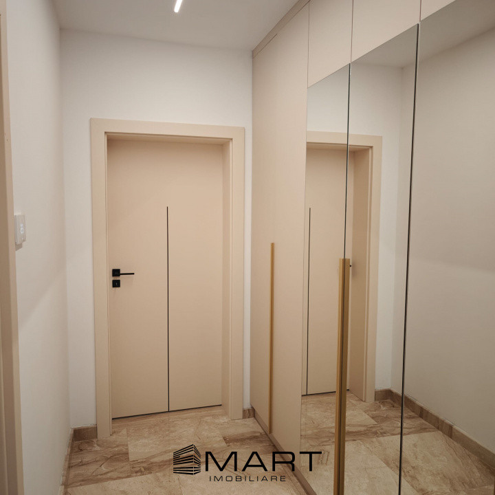 Casa lux 280mp teren 100 cartier Tineretului Sura Mica