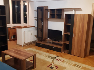 Apartament 2 camere 45 mp Centrul Civic