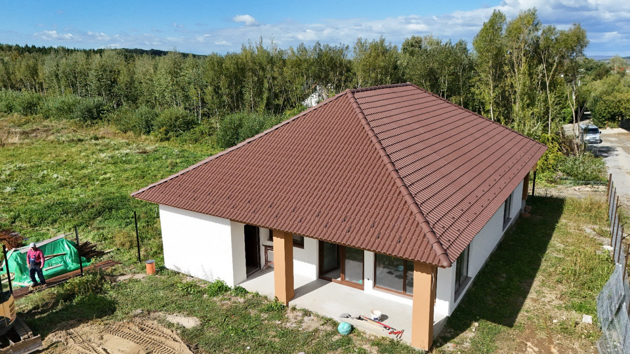 Casa noua pe un nivel - 4 camere, 150 mp, 2 fronturi stradale in Tocile