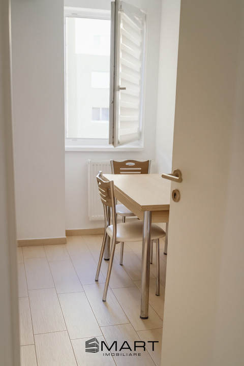 Apartament 2 camere 51 mp zona Tractorul 