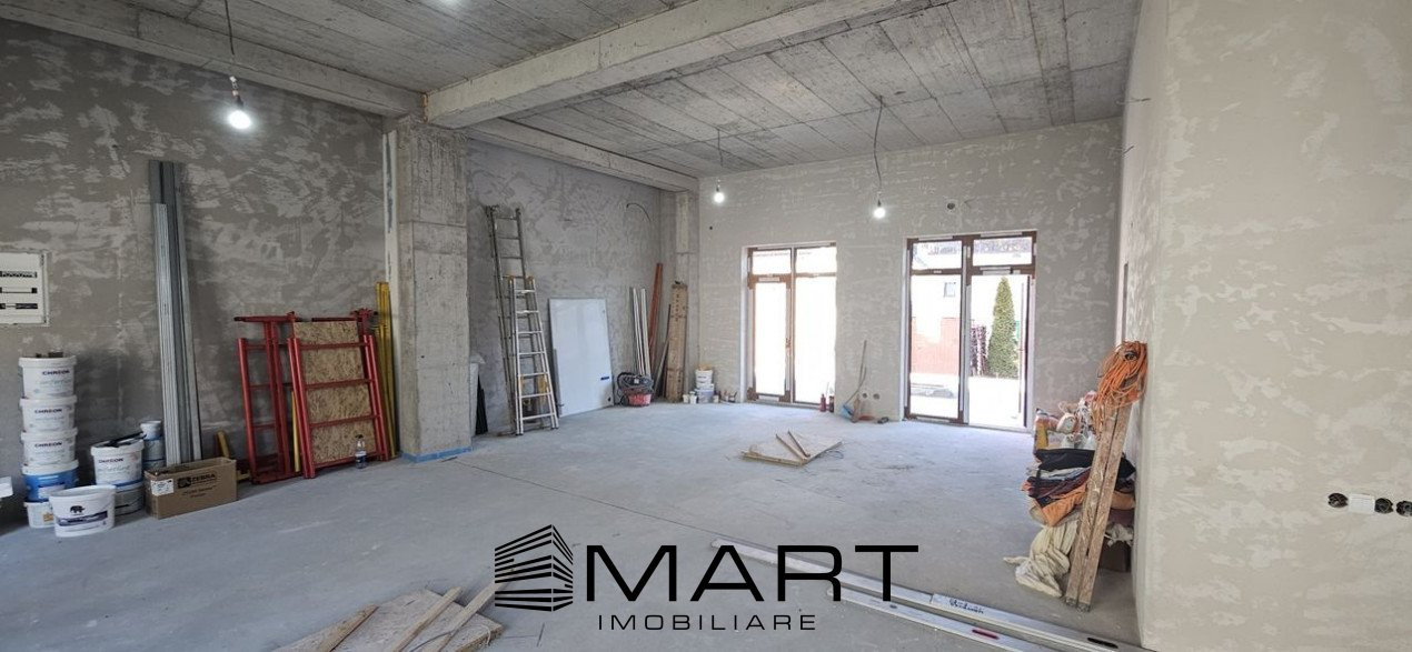 Spatiu comercial , Ultracentral