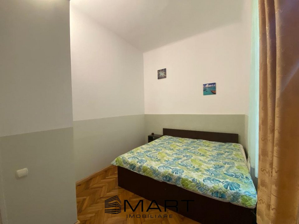 Apartament la casa 3 camere semidecomandat, zona centrala