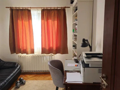 Apartamet 4 Camere Tractorul