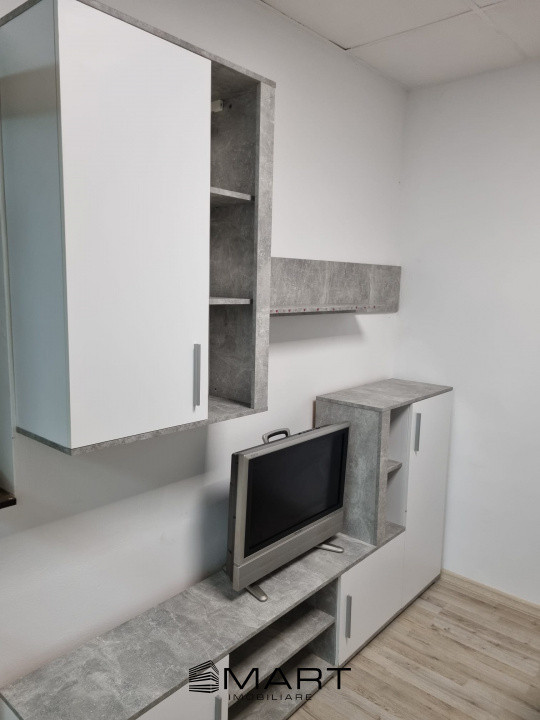Garsoniera mobilata si utilata zona Broscarie