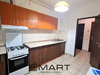 Apartament decomandat 2 camere zona Ciresica