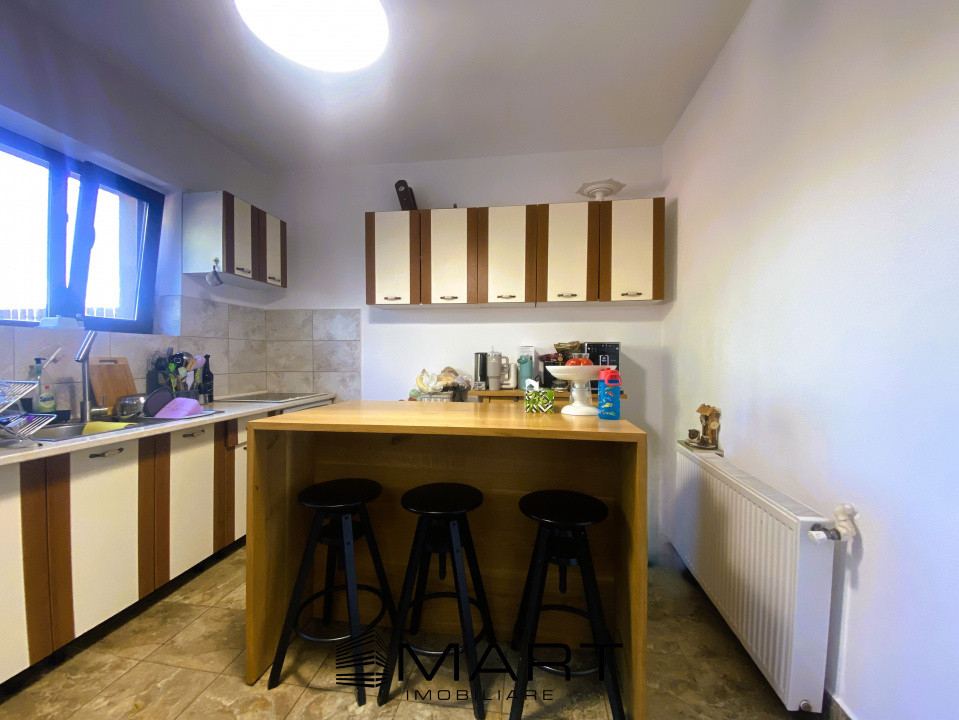 Casă modernă cu 2 apartamente în Cisnădie