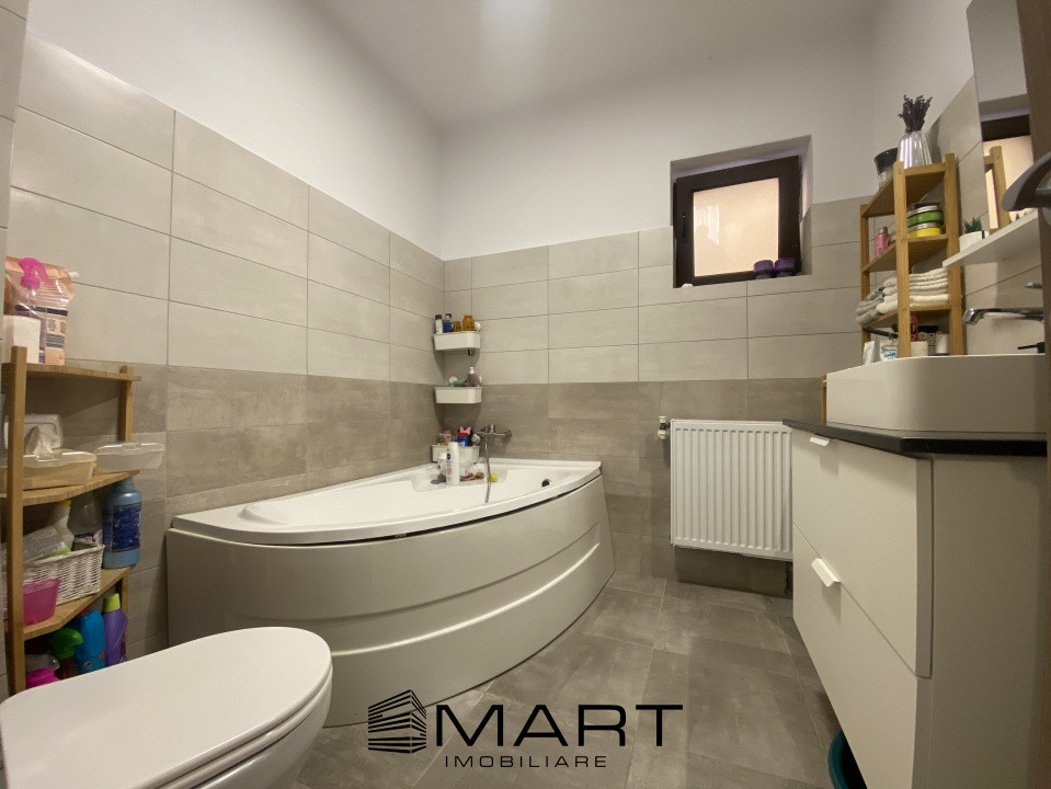 Casă modernă cu 2 apartamente în Cisnădie