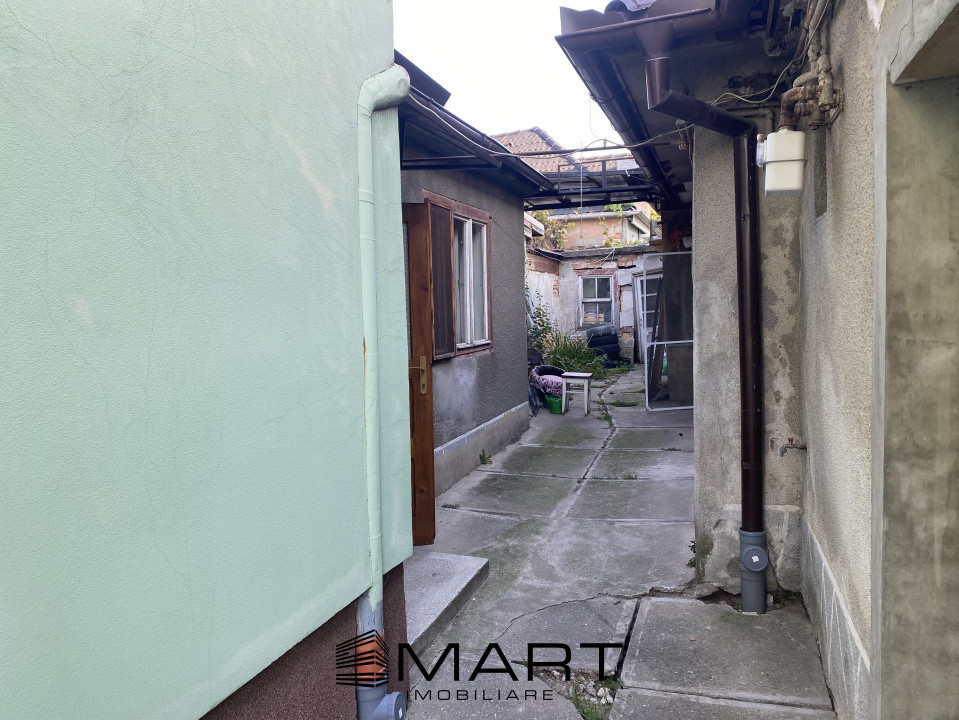 Casă 2 camere în Terezian, curte comună, posibilitate mansardare