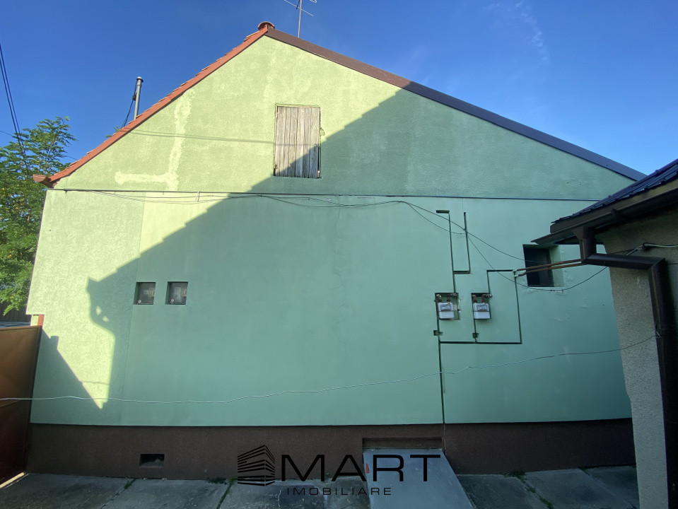 Casă 2 camere în Terezian, curte comună, posibilitate mansardare
