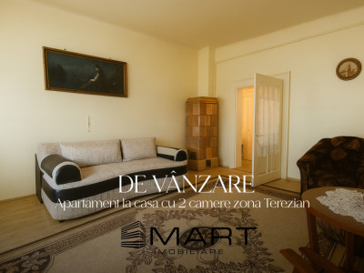 Casă 2 camere în Terezian, curte comună, posibilitate mansardare