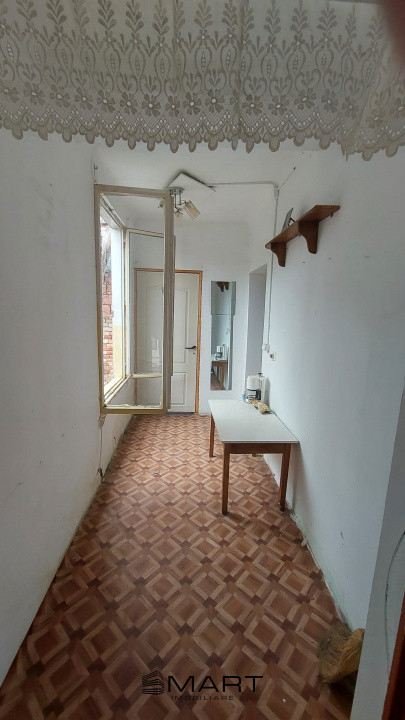 Apartament la casa si curte zona Centrala