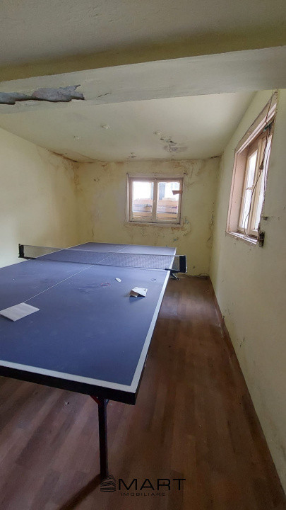 Apartament la casa si curte zona Centrala