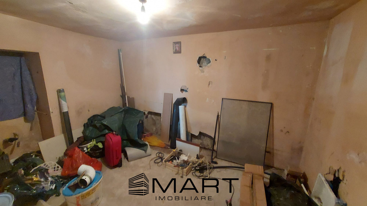 Apartament la casa si curte zona Centrala