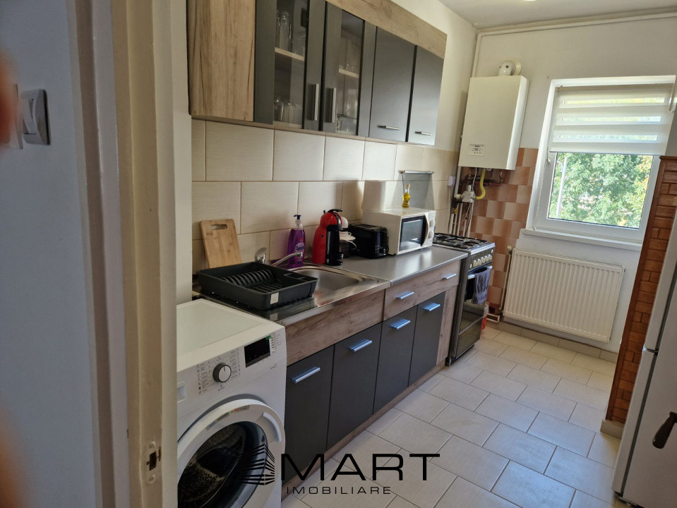 Apartament 3 camere , etaj 2 Valea Aurie