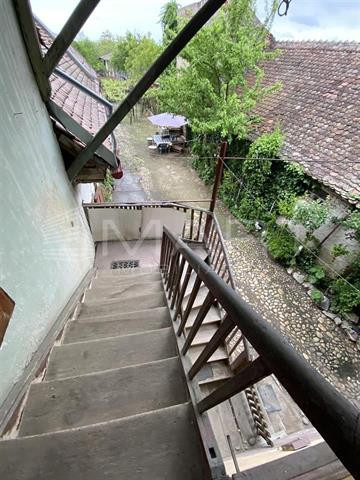 Apartament 5 camere la casa zona Turnisor
