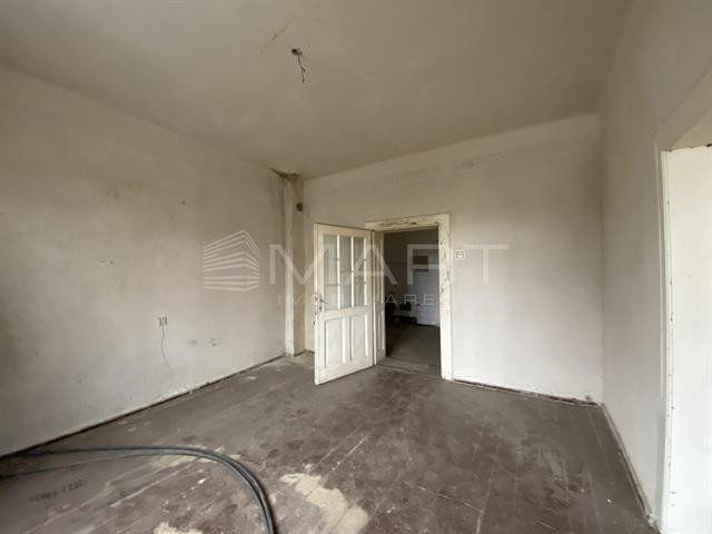 Apartament 5 camere la casa zona Turnisor