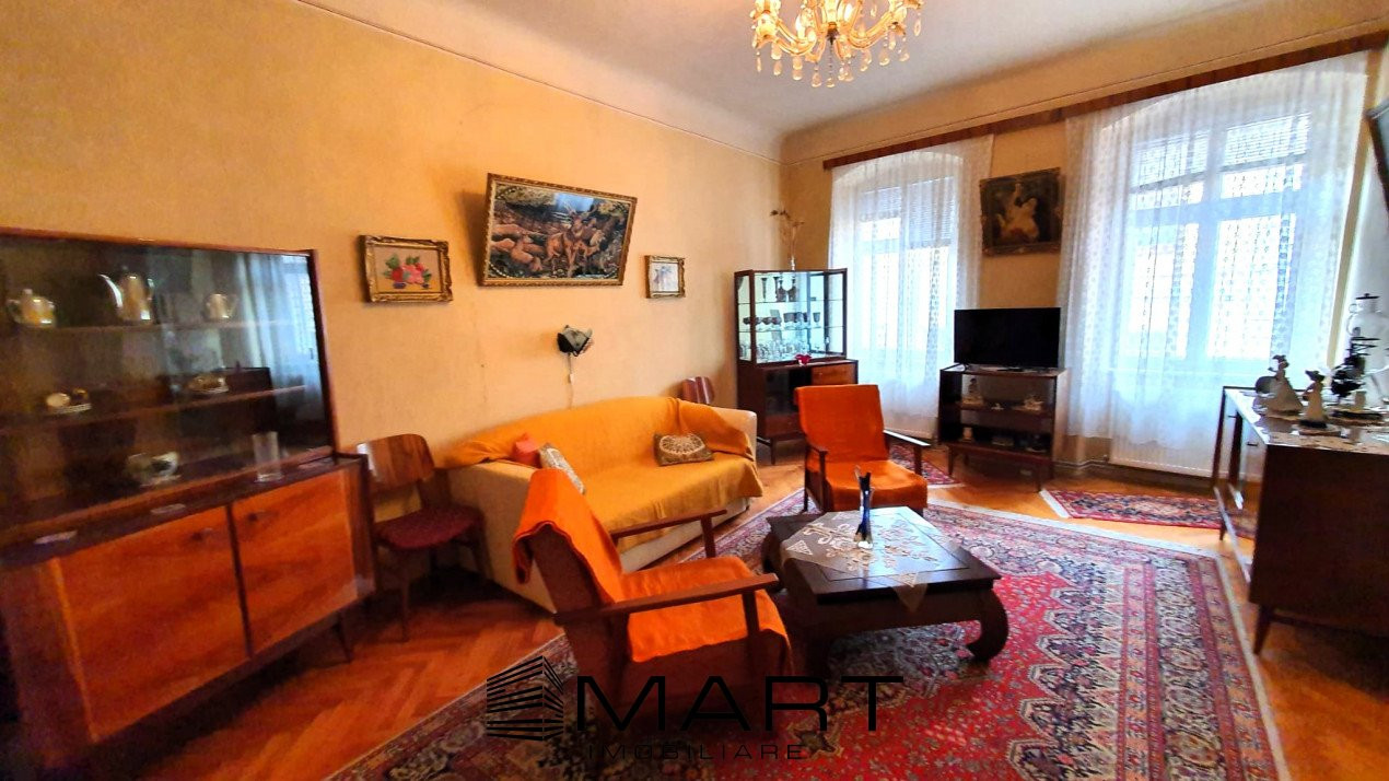 Apartament la casa 3 camere zona Orasul de Jos