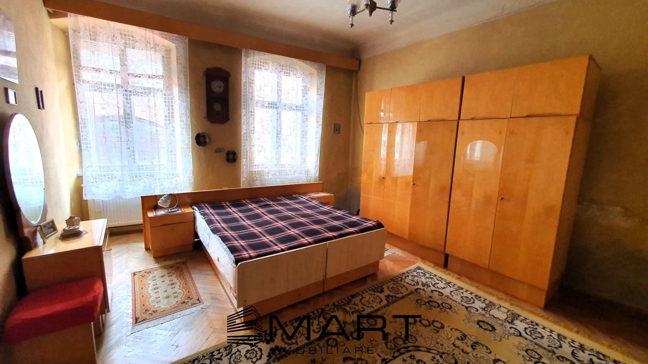 Apartament la casa 3 camere zona Orasul de Jos