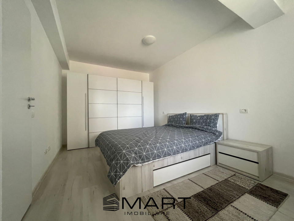 Apartament 2 camere 53 mp zona Tractorul