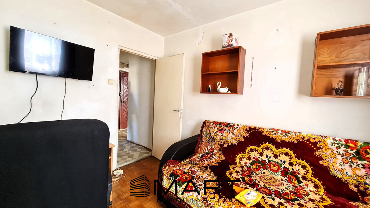 Apartament 3 camere decomandat, zona Strand