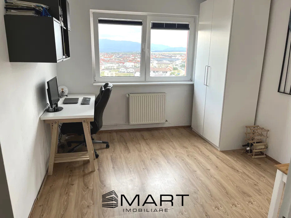 Apartament 3 camere decomandate zona Vasile Aaron