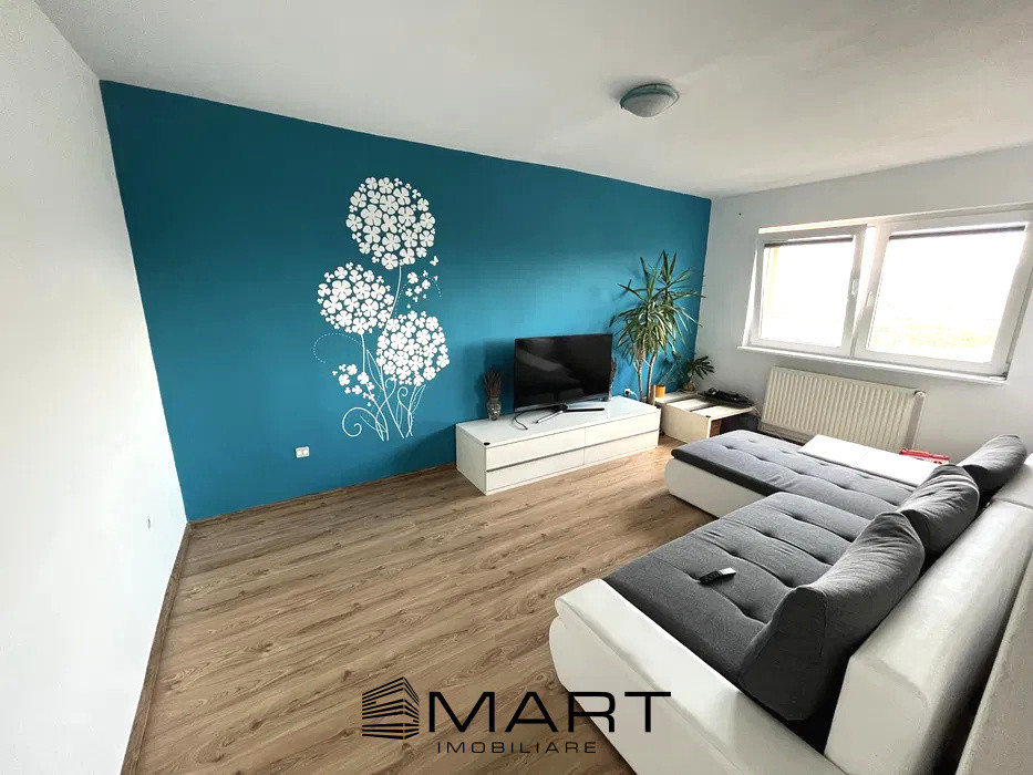 Apartament 3 camere decomandate zona Vasile Aaron