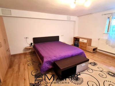Apartament 2 camere la demisolul unei case,  zona Sub Arini