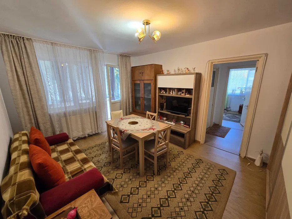 Apartament Semidecomandat Gemenii