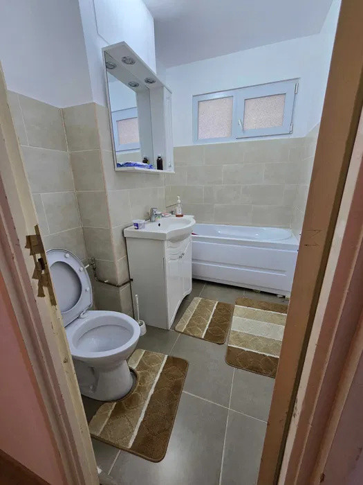 Apartament Semidecomandat Gemenii