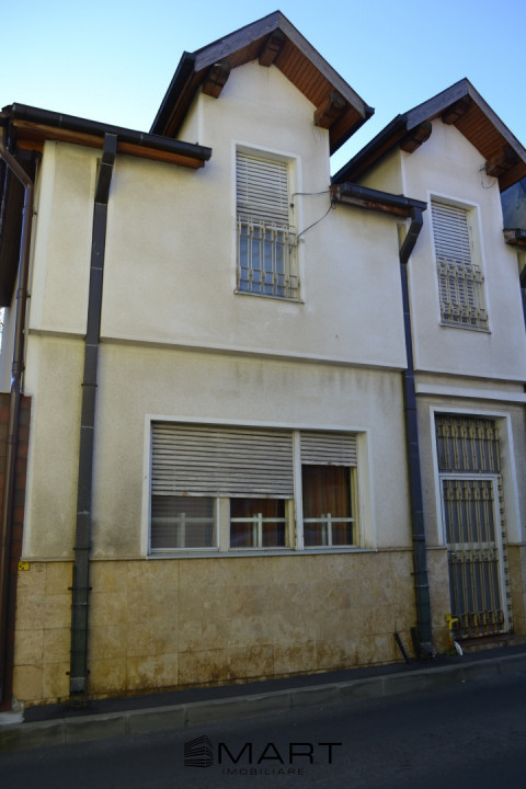 Casă spațioasă în centrul Brașovului
