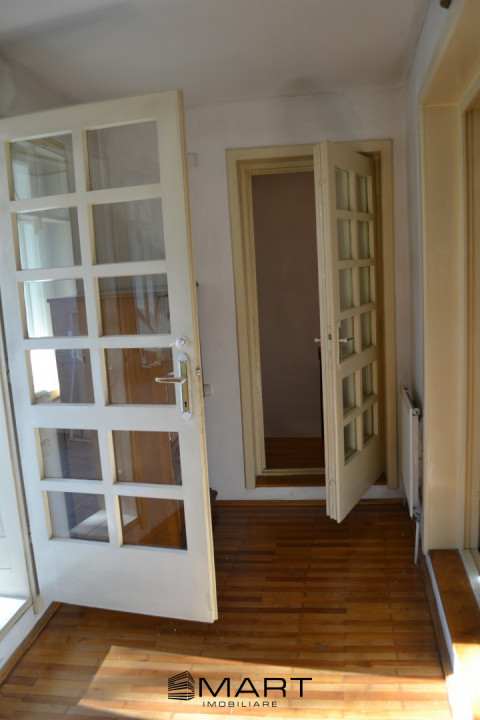 Casă spațioasă în centrul Brașovului