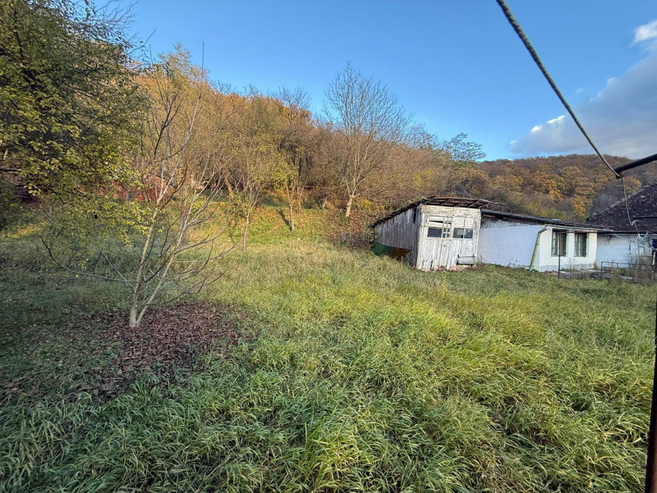 Casa 3 camere + teren 912mp zona Caraiman