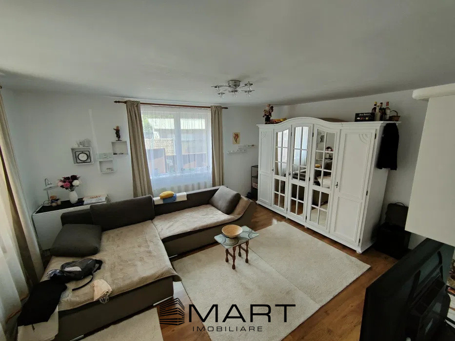 Casă cu grădină și garaj în Săcele – Turches