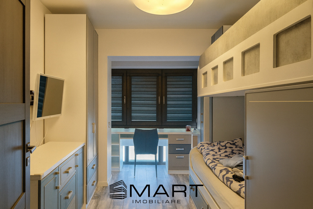 Apartament 4 camere în Centrul Civic, Brașov – 105 mp