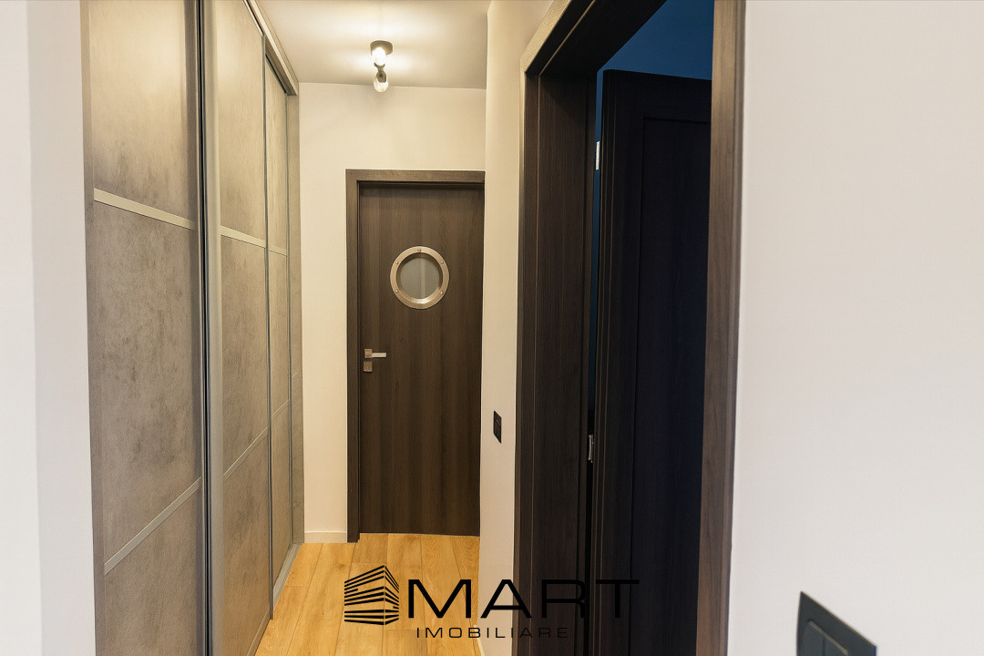 Apartament 4 camere în Centrul Civic, Brașov – 105 mp