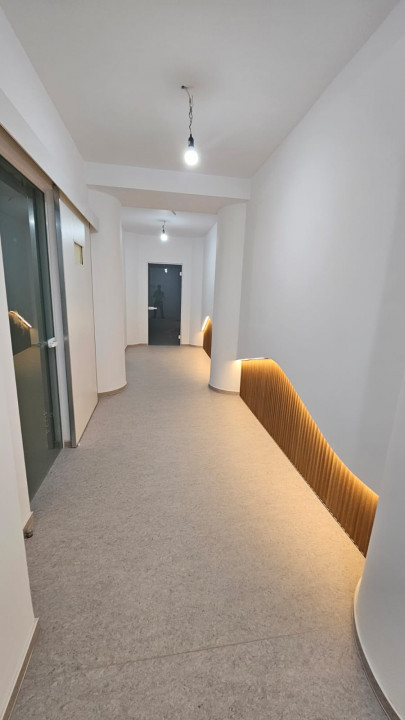 Spatiu comercial pretabil clinica medicala, 200 mp zona Garii