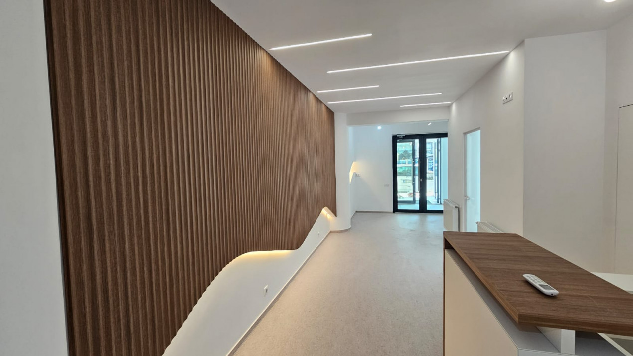 Spatiu comercial pretabil clinica medicala, 200 mp zona Garii