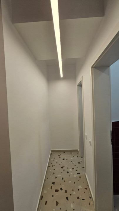 Spatiu comercial pretabil clinica medicala, 200 mp zona Garii