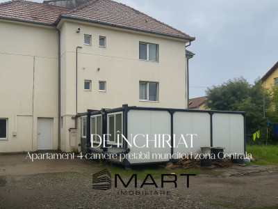 Apartament la casa 4 camere fiecare cu baie proprie zona Centrala