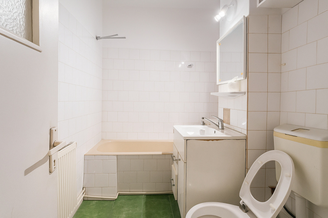 Apartament 3 camere decomandate et. 3/4 zona Garii