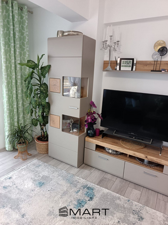 Apartament  3 camere zona Cristian 