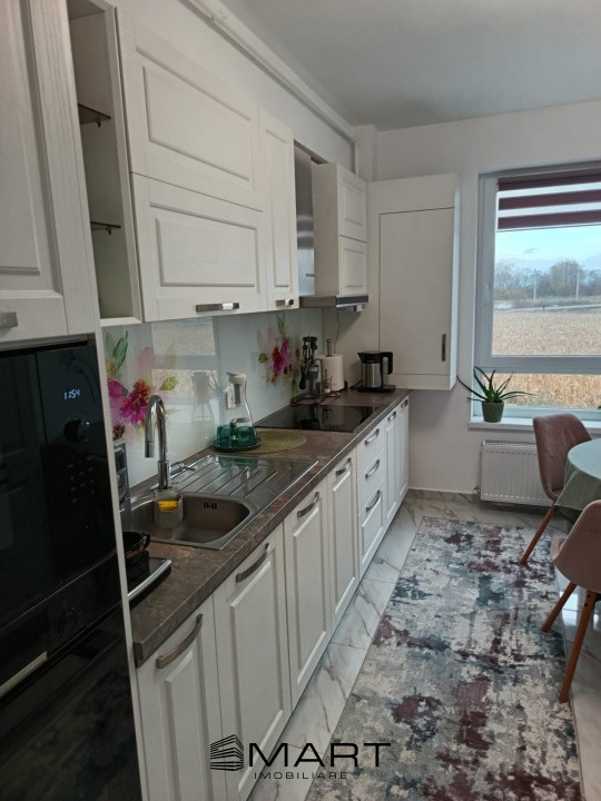 Apartament  3 camere zona Cristian 