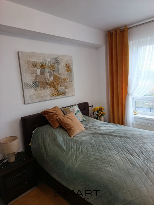 Apartament  3 camere zona Cristian 